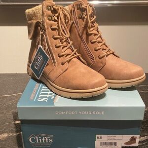 Cliffs by WHITE MOUNTAIN Tan Winter Boots